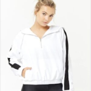 L | Pullover White and Black